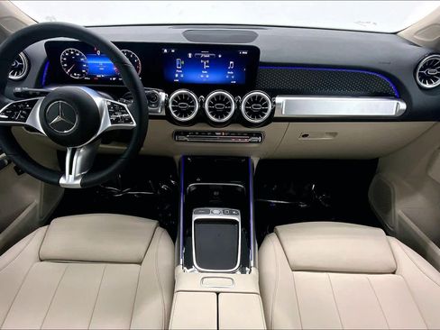 Used 2026 Mercedes-Benz GLB 250 image 19