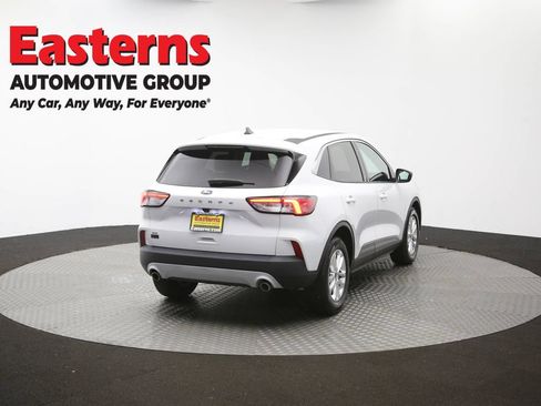 Used 2022 Ford Escape SE FWD image 39
