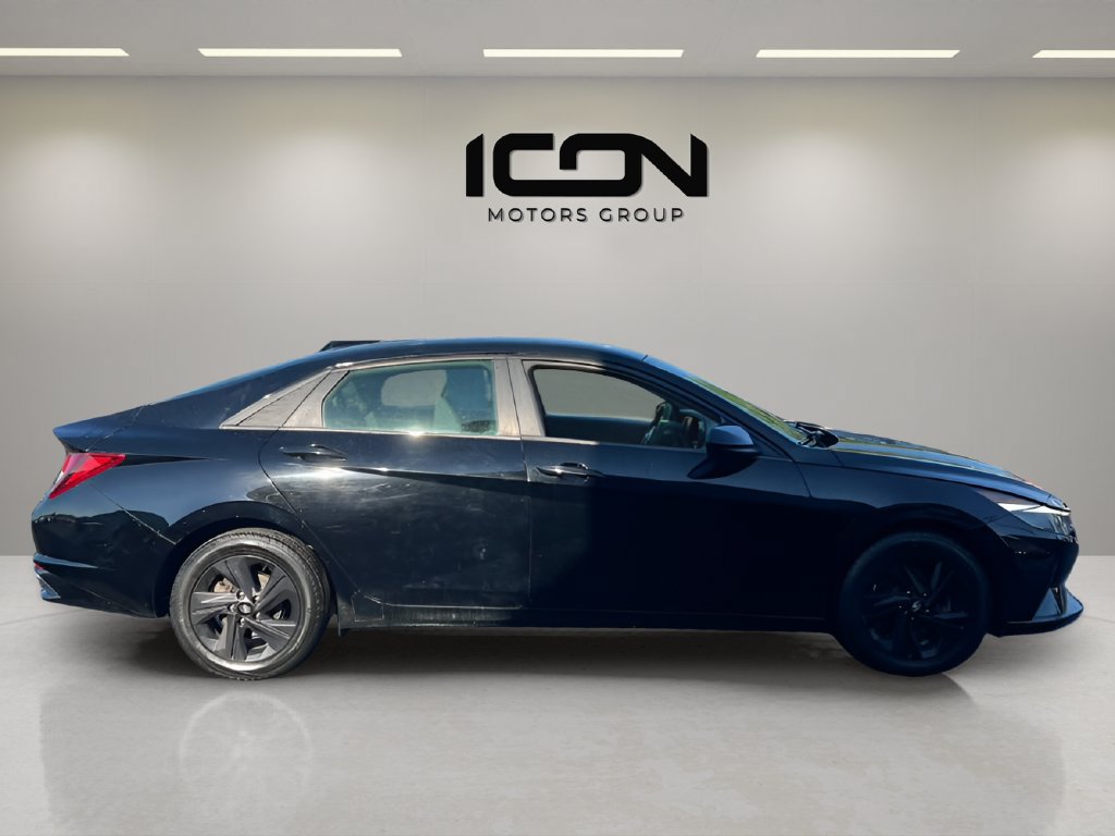 Used 2023 Hyundai Elantra SEL FWD image 6