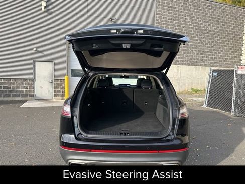 Certified 2021 Lincoln Nautilus Reserve w/ Equipment Group 201A image 39