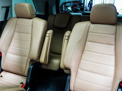 Used 2024 Mercedes-Benz GLS 580 4MATIC image 49