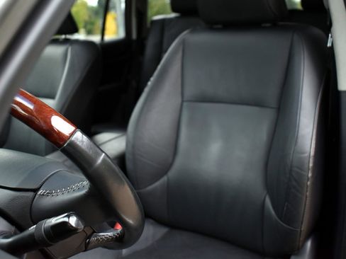 Used 2014 Lexus GX 460 image 29