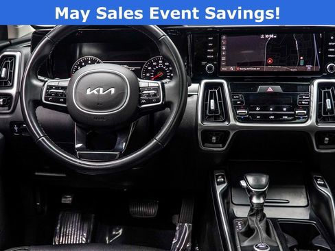 Used 2023 Kia Sorento S w/ Panoramic Sunroof Package FWD image 17