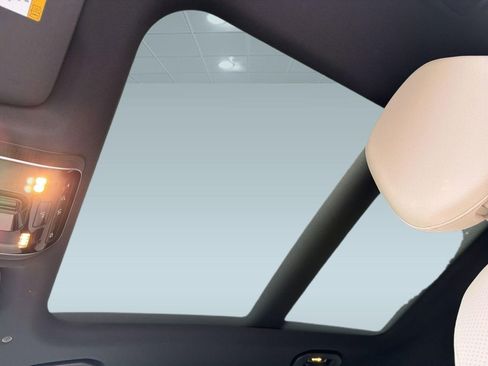 New 2026 Mercedes-Benz GLC 300 image 15