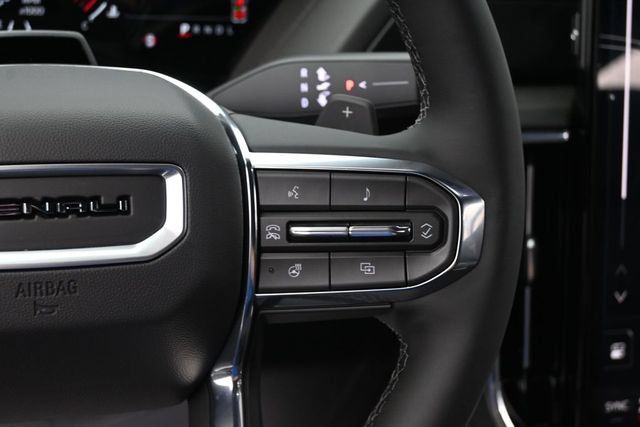 New 2026 GMC Yukon Denali w/ Advanced Technology Package AWD/4WD image 33