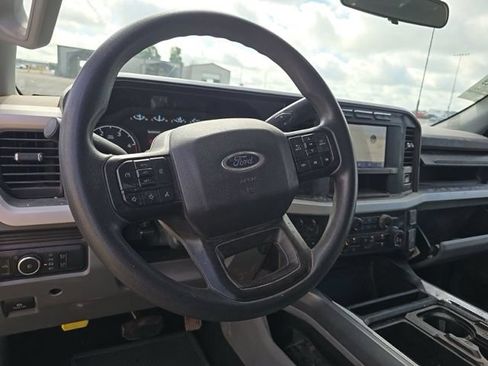 Used 2024 Ford F250 XLT w/ FX4 Off-Road Package AWD/4WD image 13