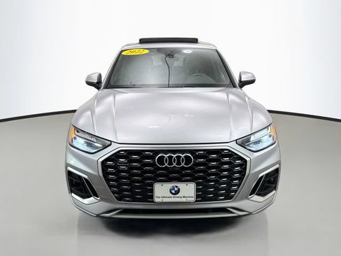 Used 2022 Audi Q5 2.0T Premium w/ Convenience Package AWD/4WD image 2
