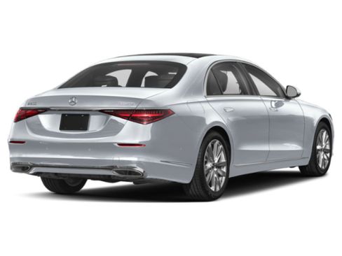 New 2026 Mercedes-Benz S 500 4MATIC image 2