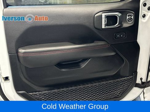 Used 2023 Jeep Wrangler Unlimited Rubicon w/ Cold Weather Group AWD/4WD image 15