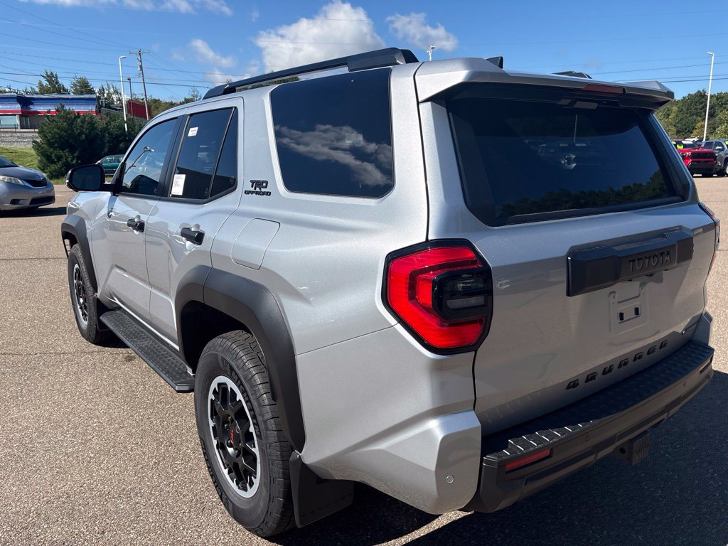 Used 2026 Toyota 4Runner TRD Off-Road Premium AWD/4WD image 4