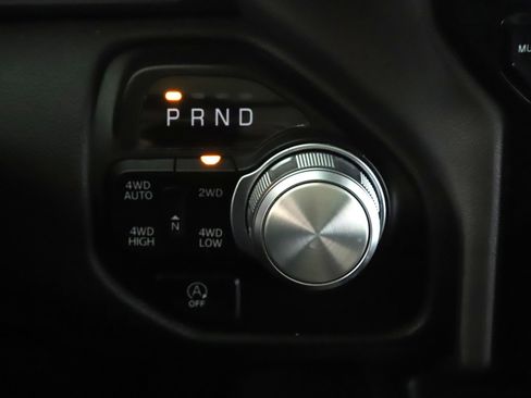 Used 2023 RAM 1500 Laramie AWD/4WD image 15