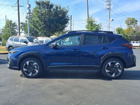 New 2025 Subaru Crosstrek 2.5i Limited w/ Crosstrek Mirror Package image 17
