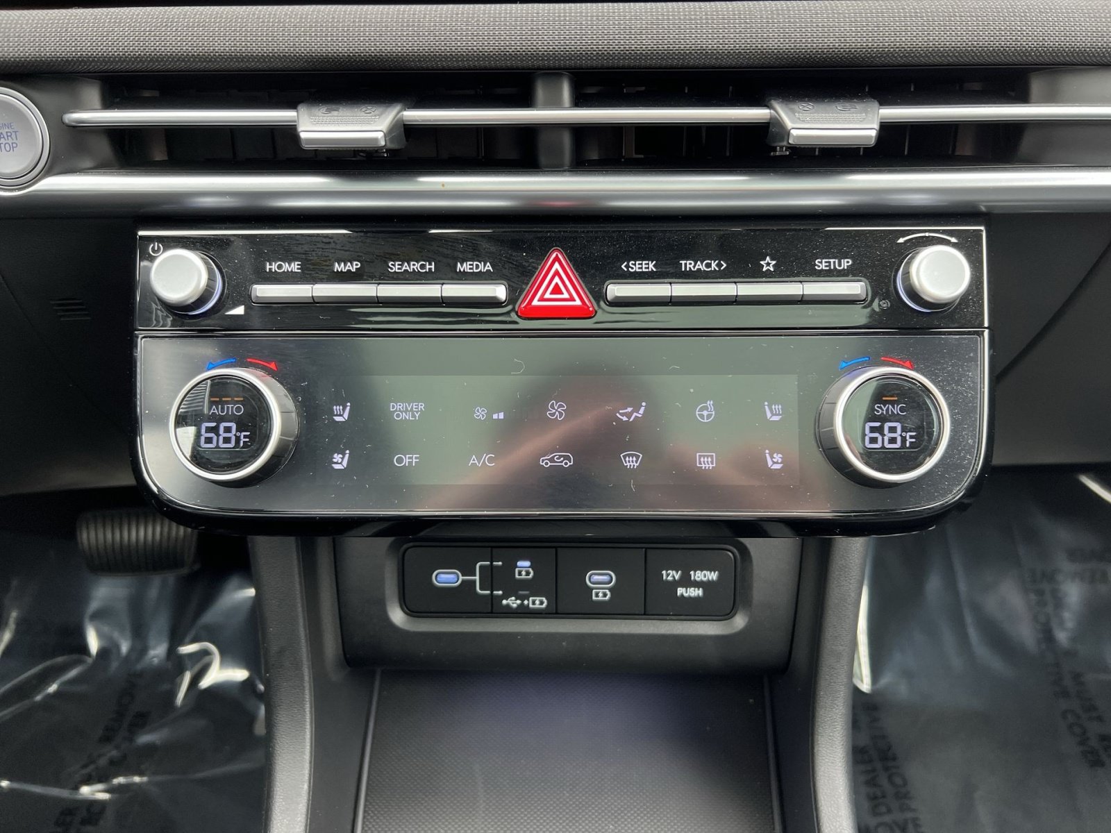 Used 2025 Hyundai Tucson Limited AWD/4WD image 21