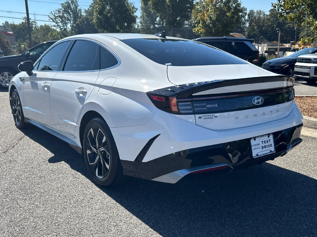 Certified 2025 Hyundai Sonata SEL FWD image 31