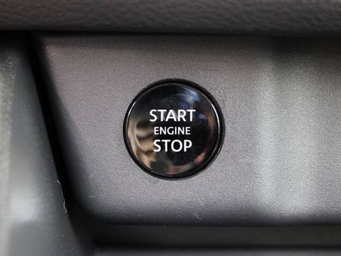 Certified 2026 Nissan Rogue SV FWD image 12