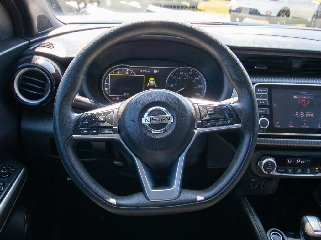Used 2020 Nissan Kicks SV FWD image 24