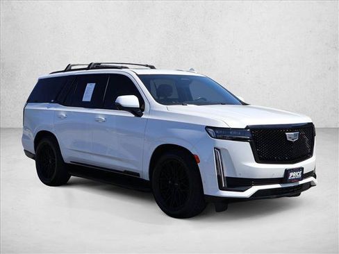 Used 2021 Cadillac Escalade Sport w/ Driver Assist Tech Package AWD/4WD image 3