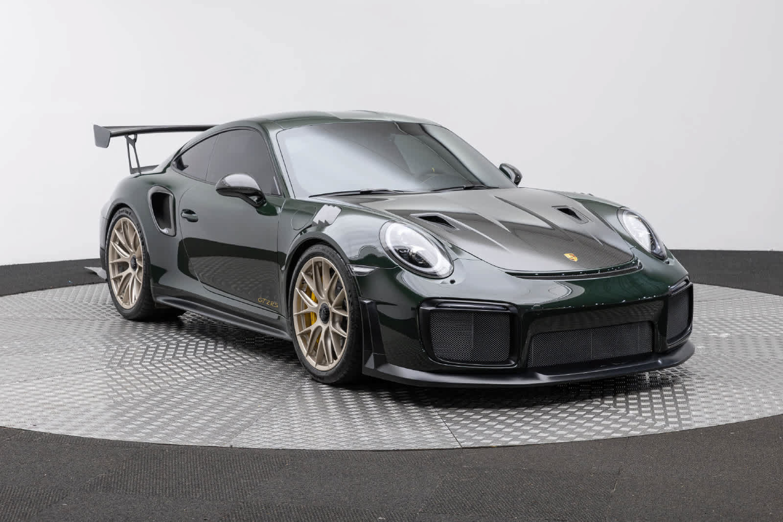 Used 2018 Porsche 911 GT2 RS RWD image 44