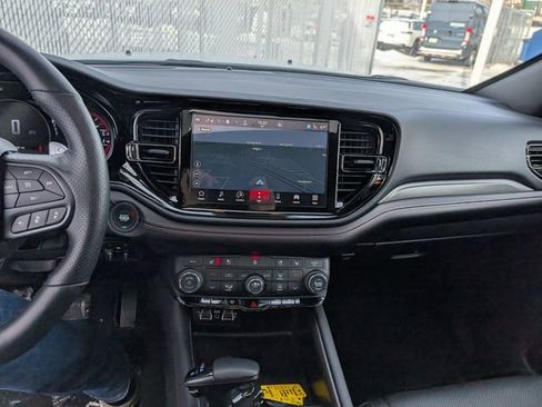 Used 2024 Dodge Durango GT image 4
