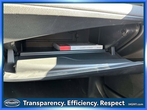 Used 2025 Toyota Camry LE image 27