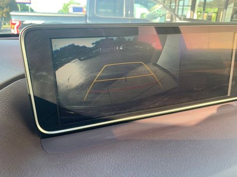 Used 2019 Lexus RX 450h AWD image 30