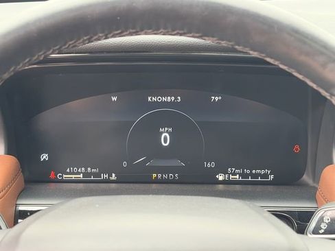 Used 2023 Lincoln Nautilus Reserve w/ Luxury Package image 26