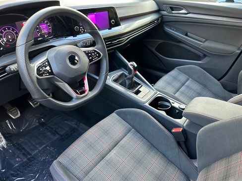 Used 2022 Volkswagen GTI S image 10