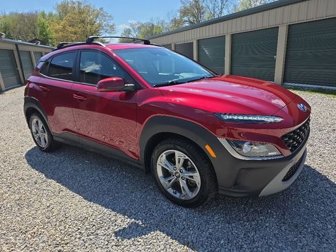 Used 2023 Hyundai Kona SEL AWD/4WD image 9