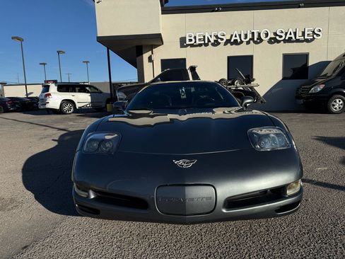 Used 2003 Chevrolet Corvette Coupe w/ Preferred Equipment Group image 3