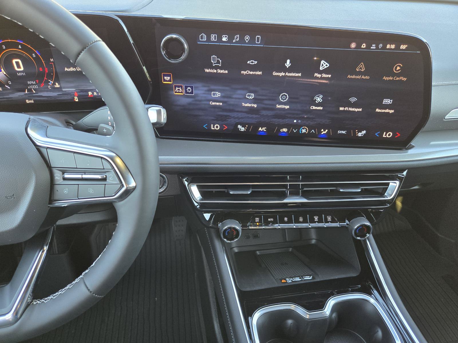 New 2027 Chevrolet Traverse LT w/ Driver Confidence Package FWD image 21