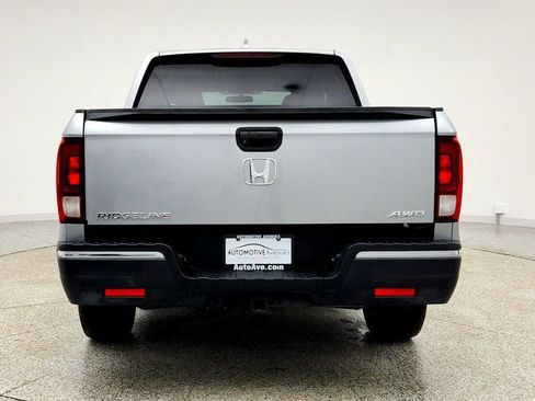 Used 2017 Honda Ridgeline RT image 6