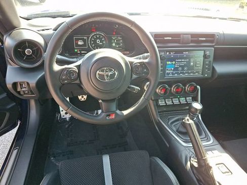 Used 2025 Toyota GR86 Premium RWD image 13