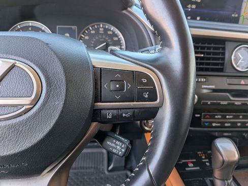 Used 2021 Lexus RX 350L Premium w/ Premium Package image 14