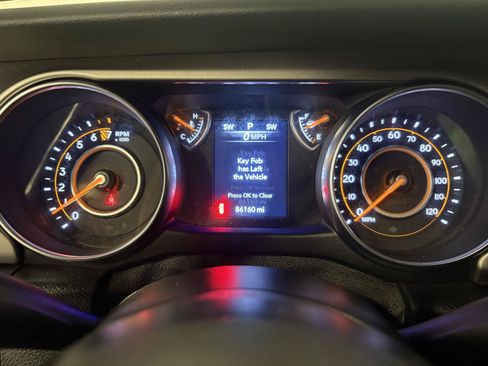 Used 2020 Jeep Wrangler Unlimited Sport S AWD/4WD image 16