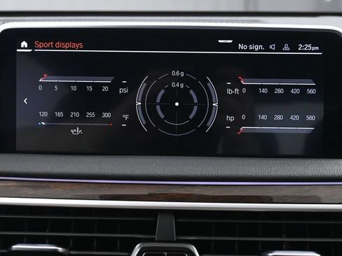 Used 2020 BMW 750i xDrive w/ M Sport Package AWD/4WD image 35