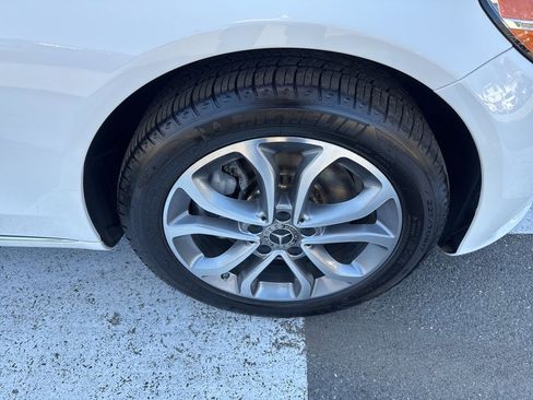 Used 2017 Mercedes-Benz C 300 4MATIC Sedan image 12
