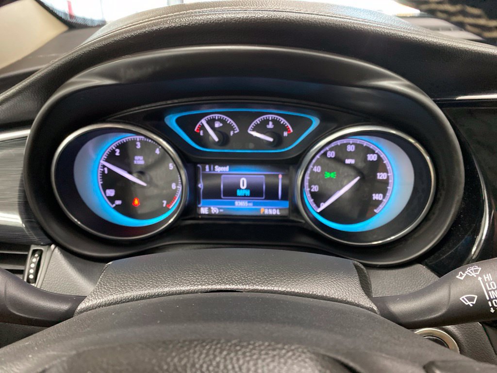 Used 2018 Buick Envision Essence AWD/4WD image 6