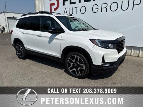 Used 2022 Honda Passport Elite image 2