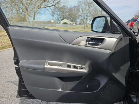 Used 2008 Subaru Impreza Outback Sport image 12