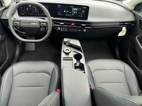 New 2025 Kia EV6 Light w/ Light LR Technology Package image 17