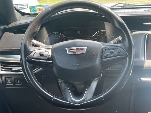 Used 2019 Cadillac XT4 Premium Luxury AWD/4WD image 18