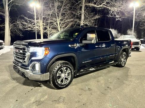 Used 2021 GMC Sierra 1500 SLT w/ Technology Package image 2