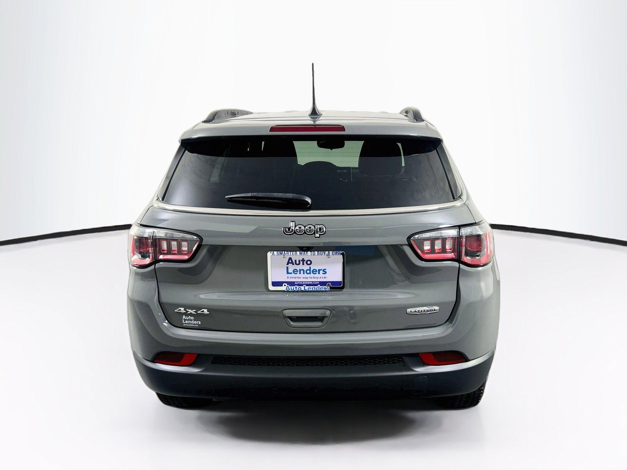 Used 2023 Jeep Compass Latitude AWD/4WD image 6