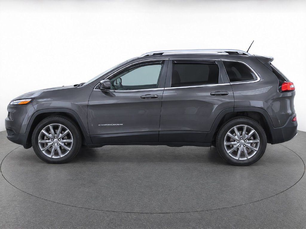 Used 2018 Jeep Cherokee Limited FWD image 6