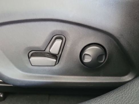 Used 2022 Jeep Compass Altitude w/ Convenience Group image 16