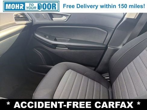 Used 2020 Ford Edge SE image 23