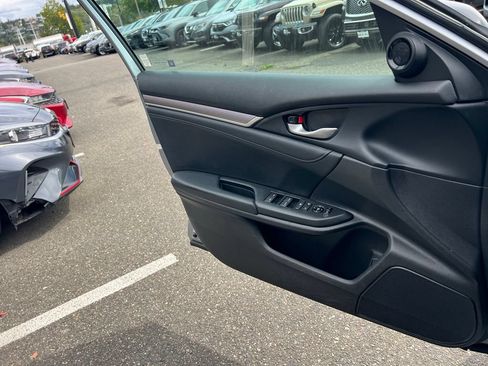 Used 2016 Honda Civic EX-L image 19