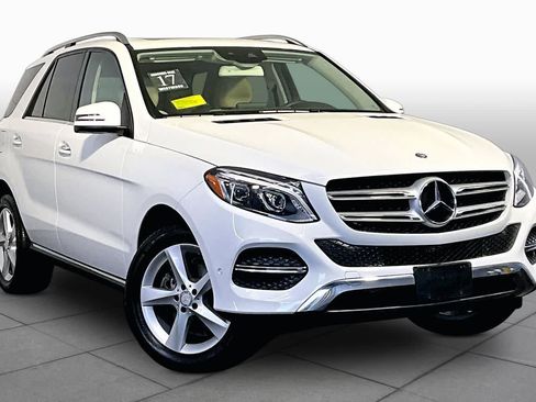 Used 2017 Mercedes-Benz GLE 350 4MATIC image 3