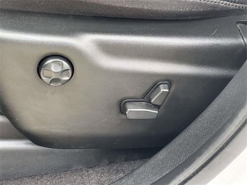 Certified 2022 Jeep Grand Cherokee Limited image 16