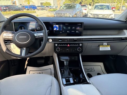 New 2026 Hyundai Tucson SEL image 13